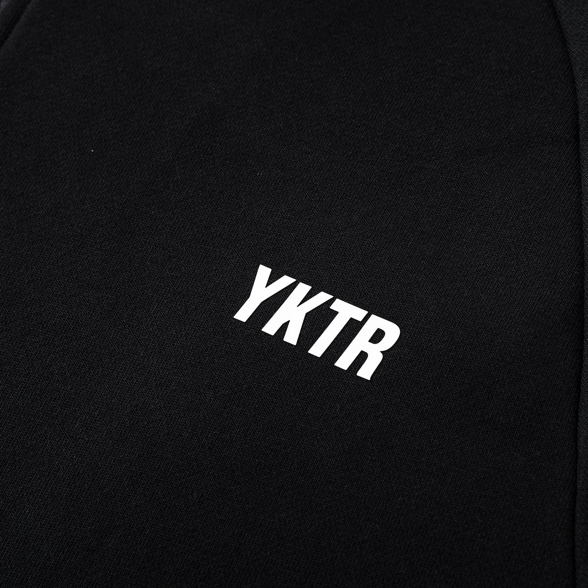 WARM UP QTR ZIP - BLACK