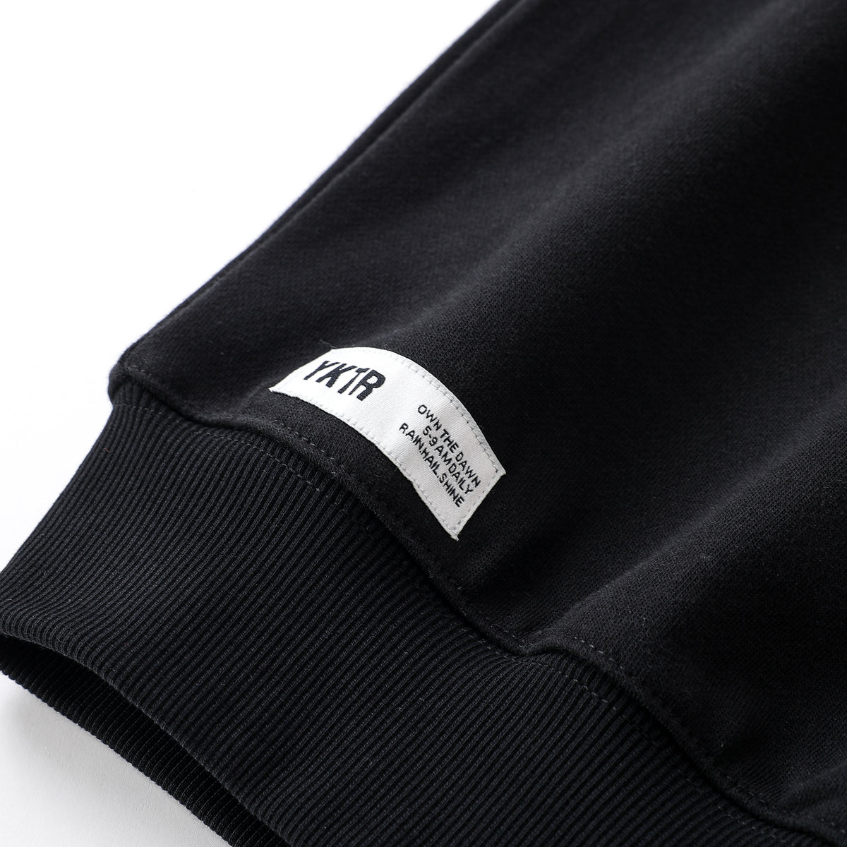 WARM UP QTR ZIP - BLACK
