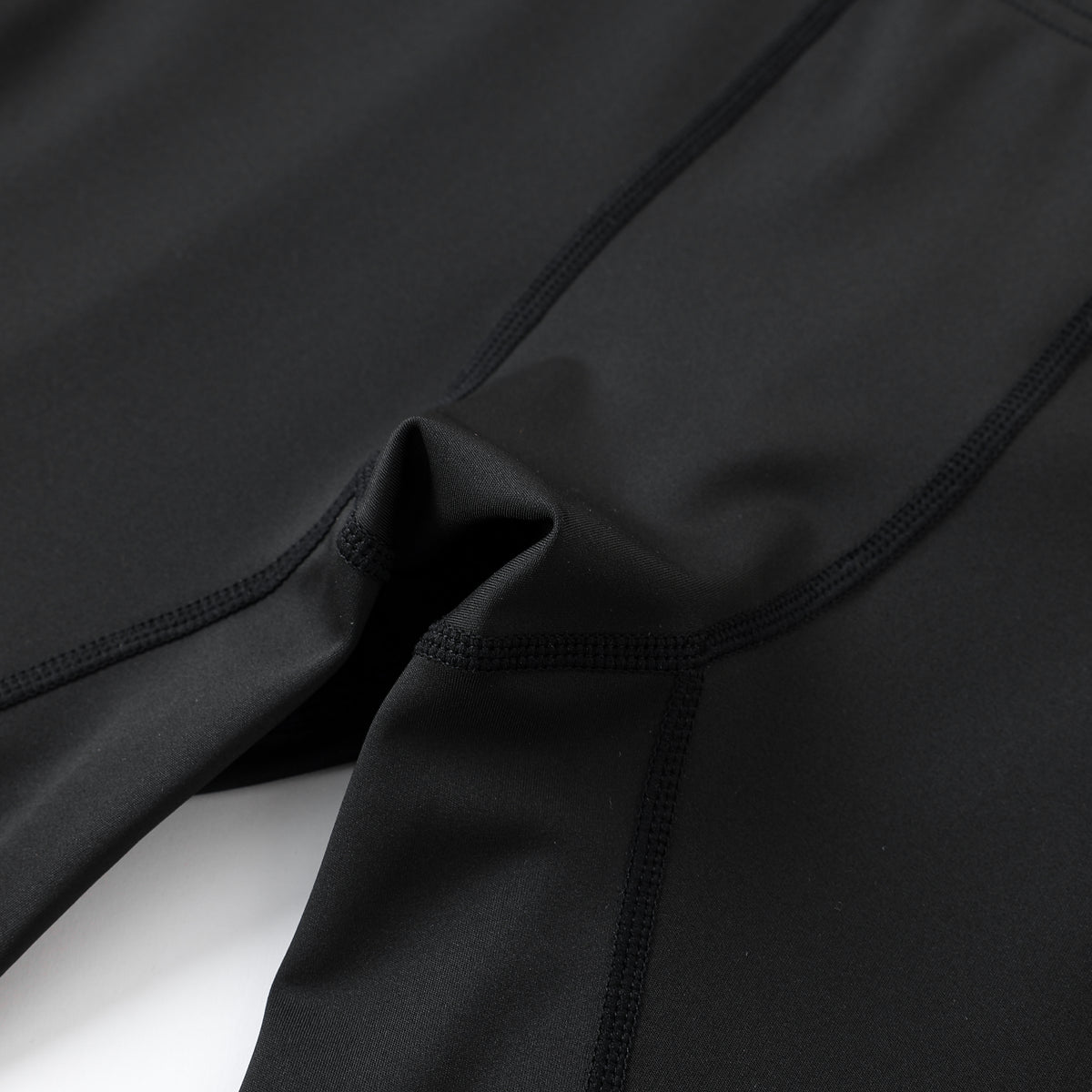 YKTR HALF TIGHT - BLACK