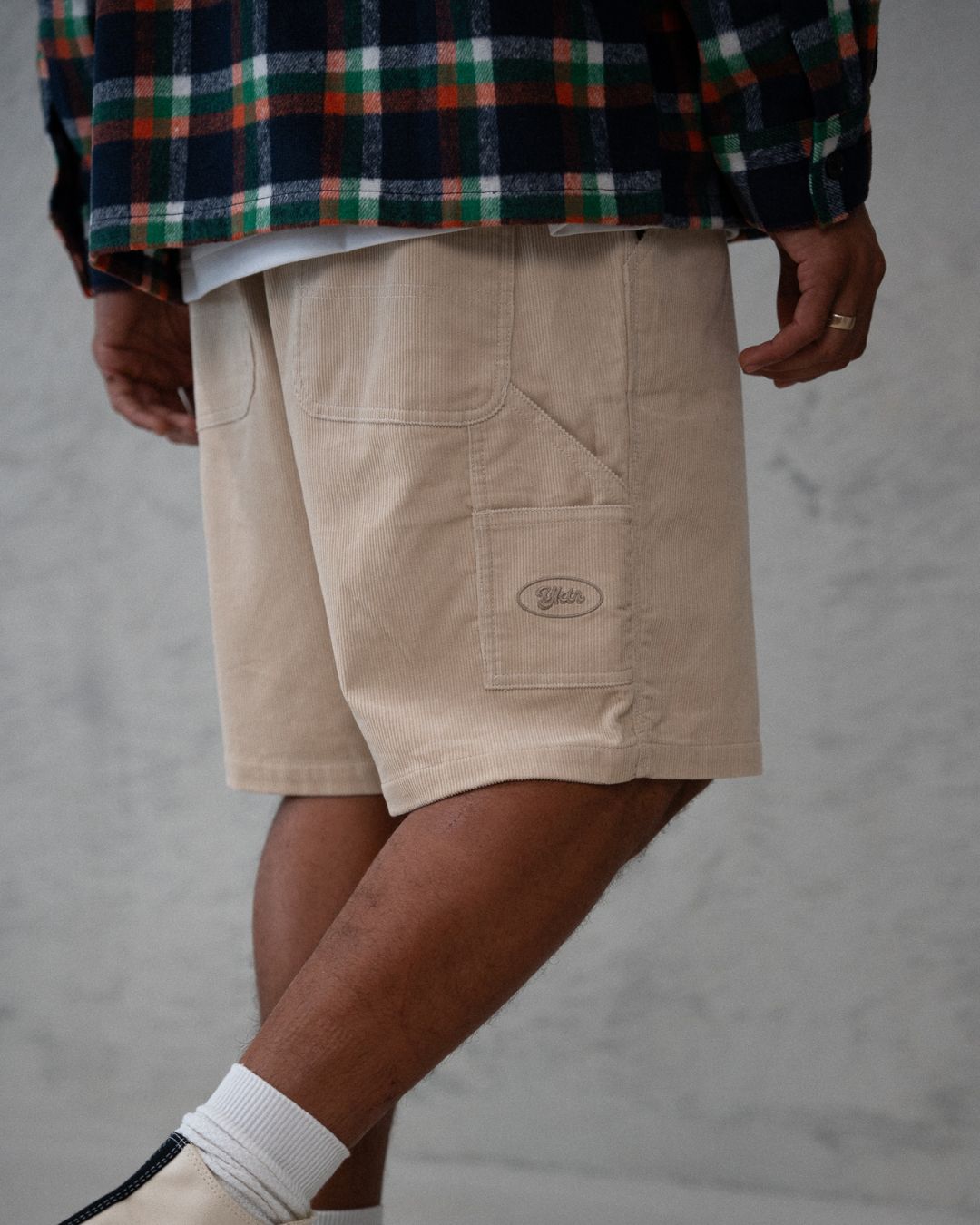 CORDUROY CARPENTER SHORT - CREAM