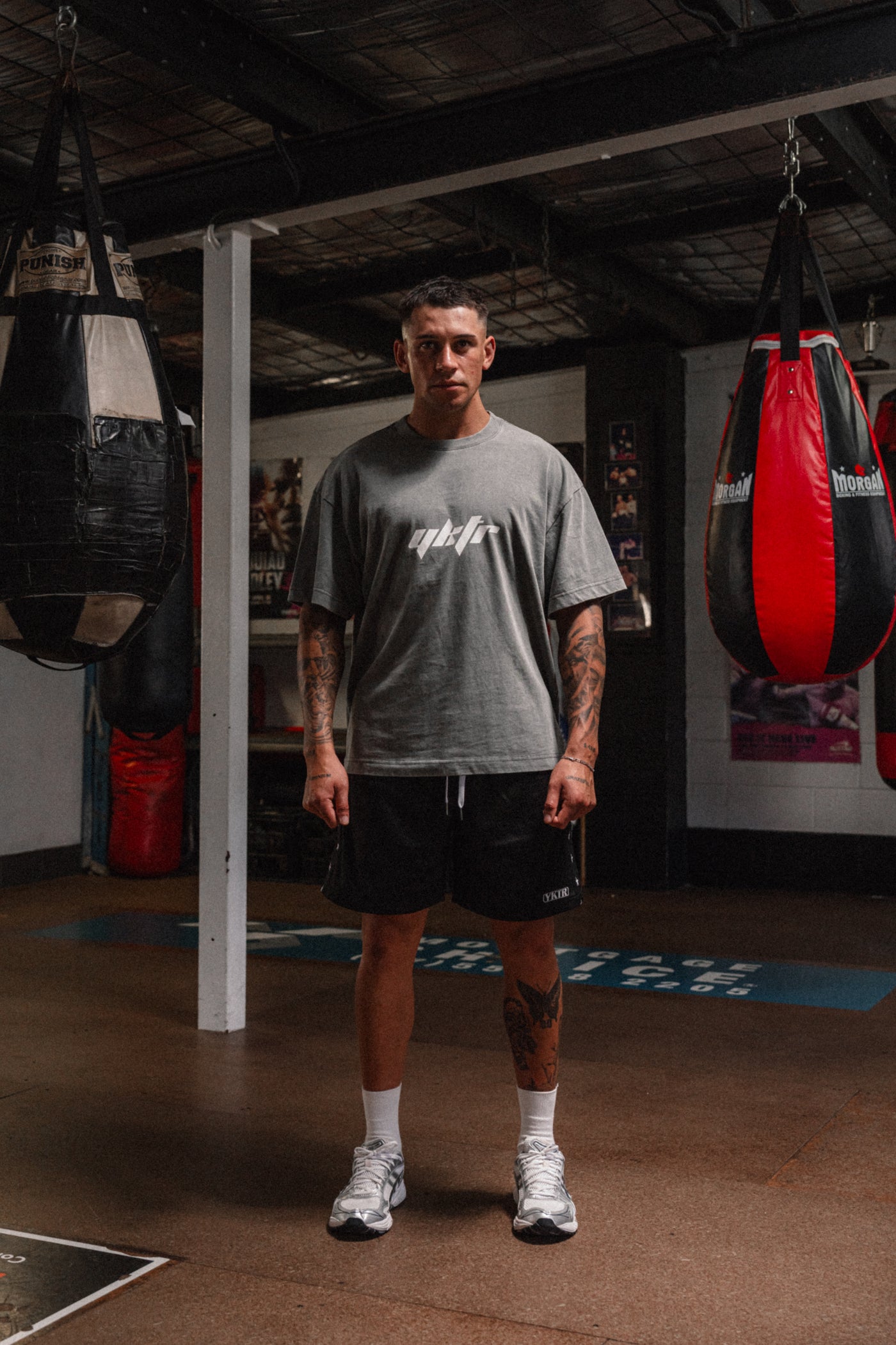 BASE LOGO TEE - STONEWASH