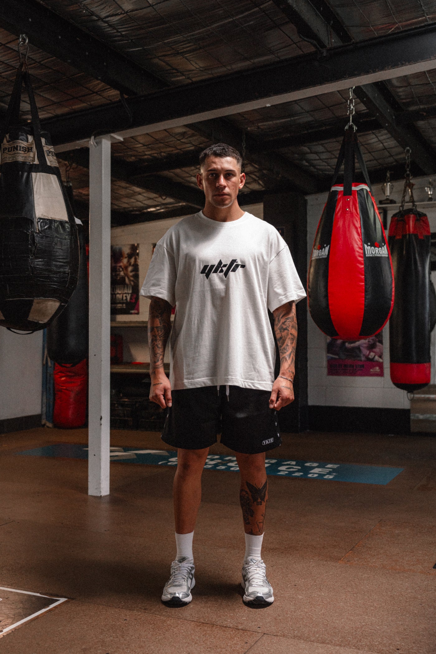 BASE LOGO TEE - WHITE