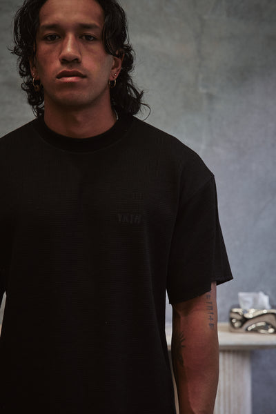 PREMIUM WAFFLE O/S TEE - BLACK