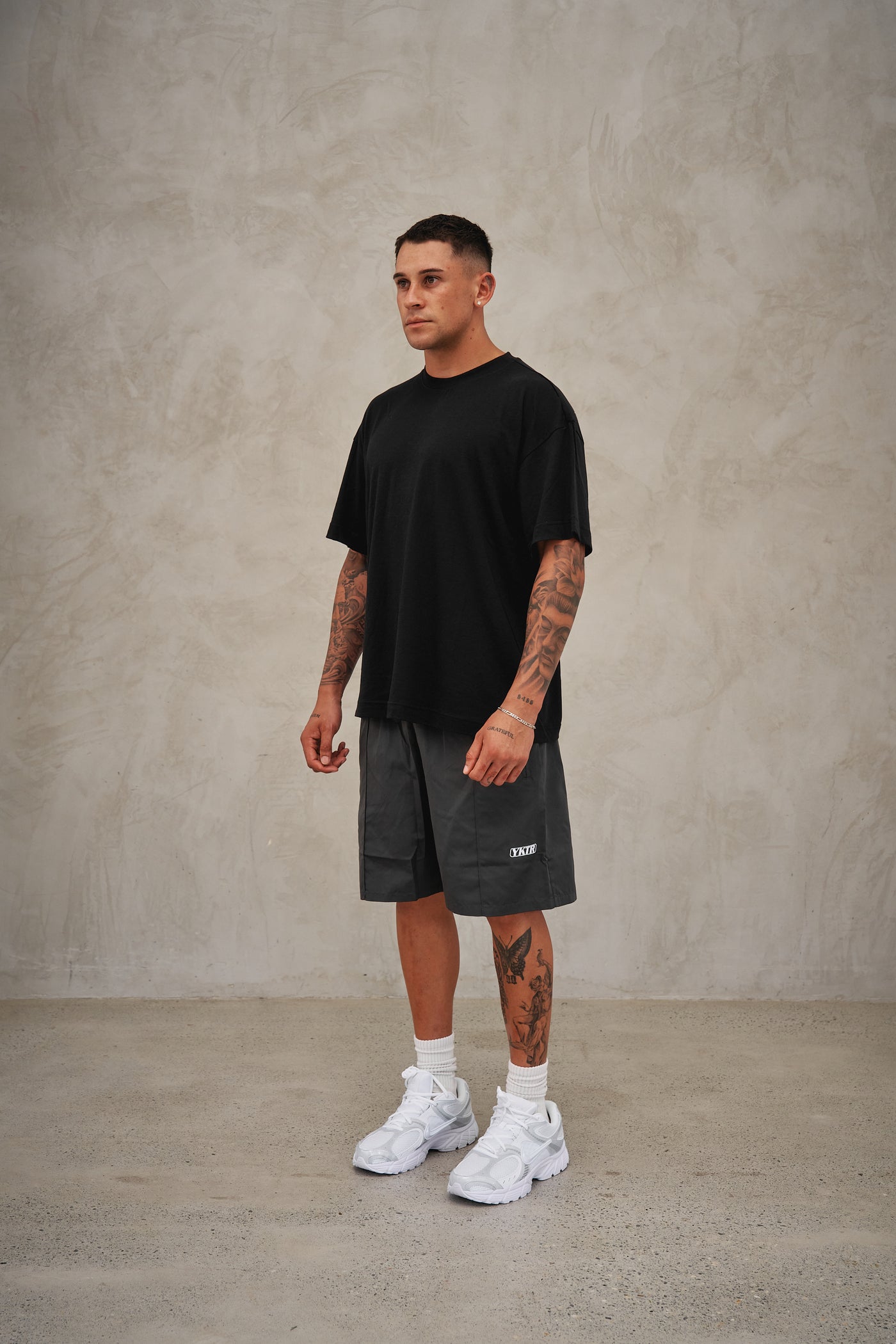 GOLF PLEAT SHORT - GREY